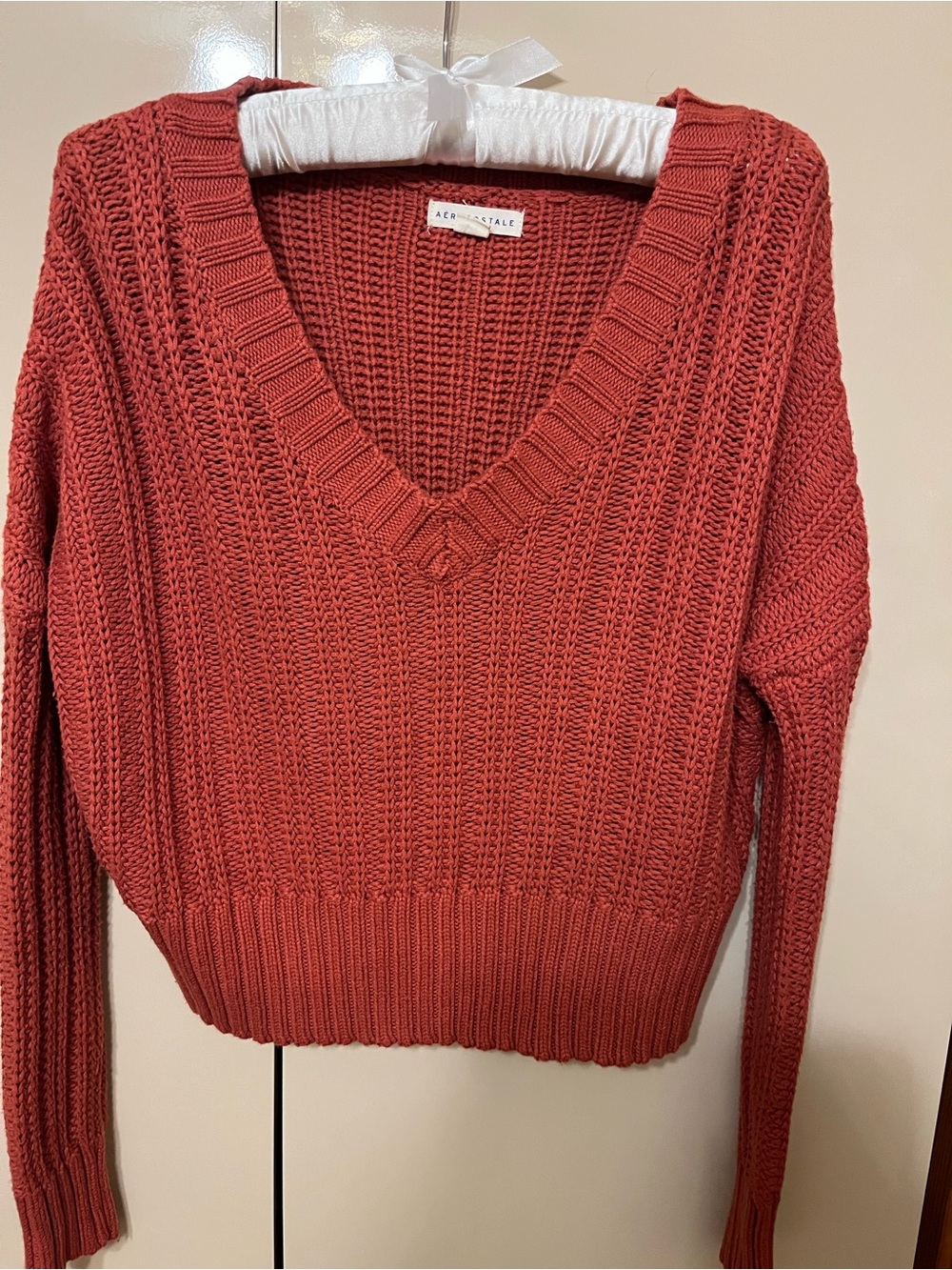Aeropostale V-Neck Chunky Knit Sweater in Rust Coral